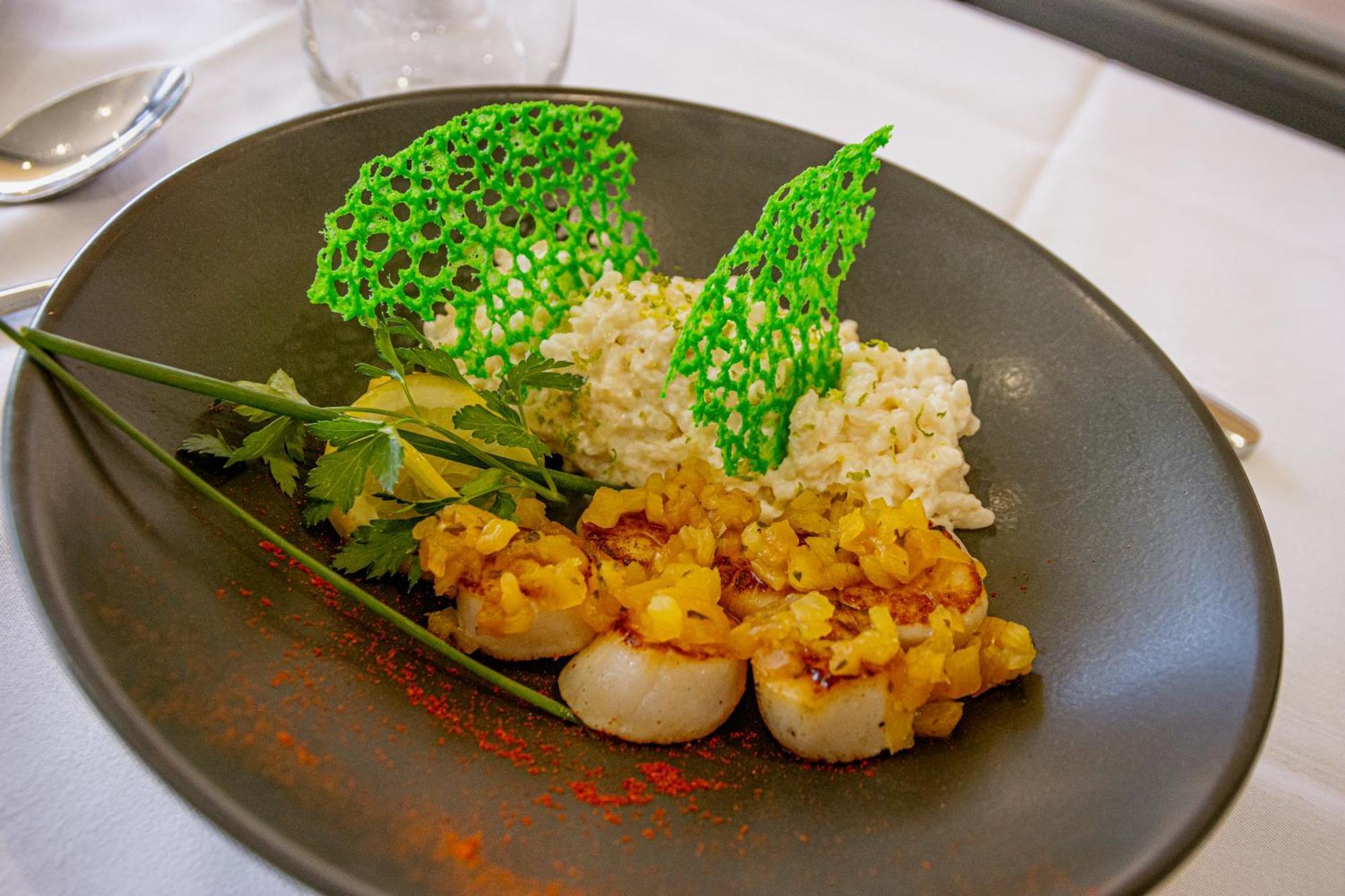Logis Hotel Le Regal & Spa 생디에데보주 외부 사진