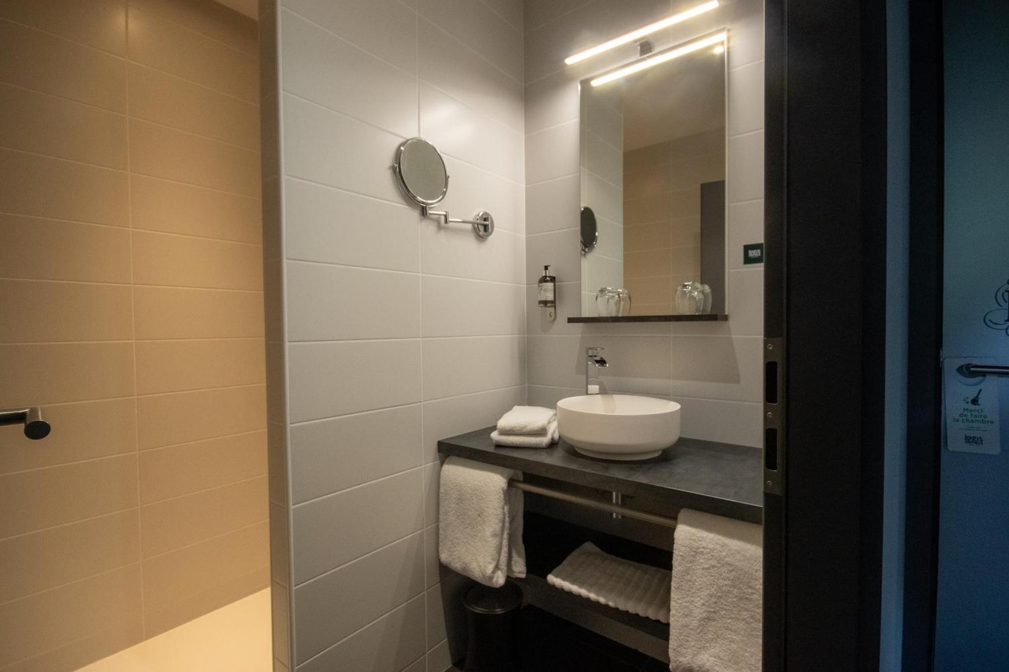 Logis Hotel Le Regal & Spa 생디에데보주 외부 사진