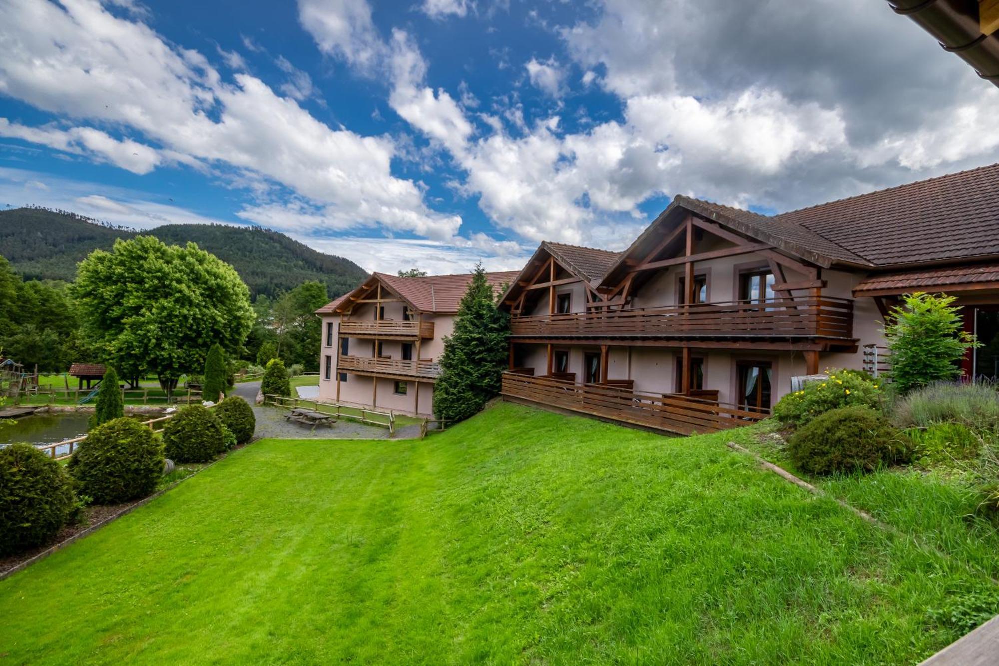 Logis Hotel Le Regal & Spa 생디에데보주 외부 사진