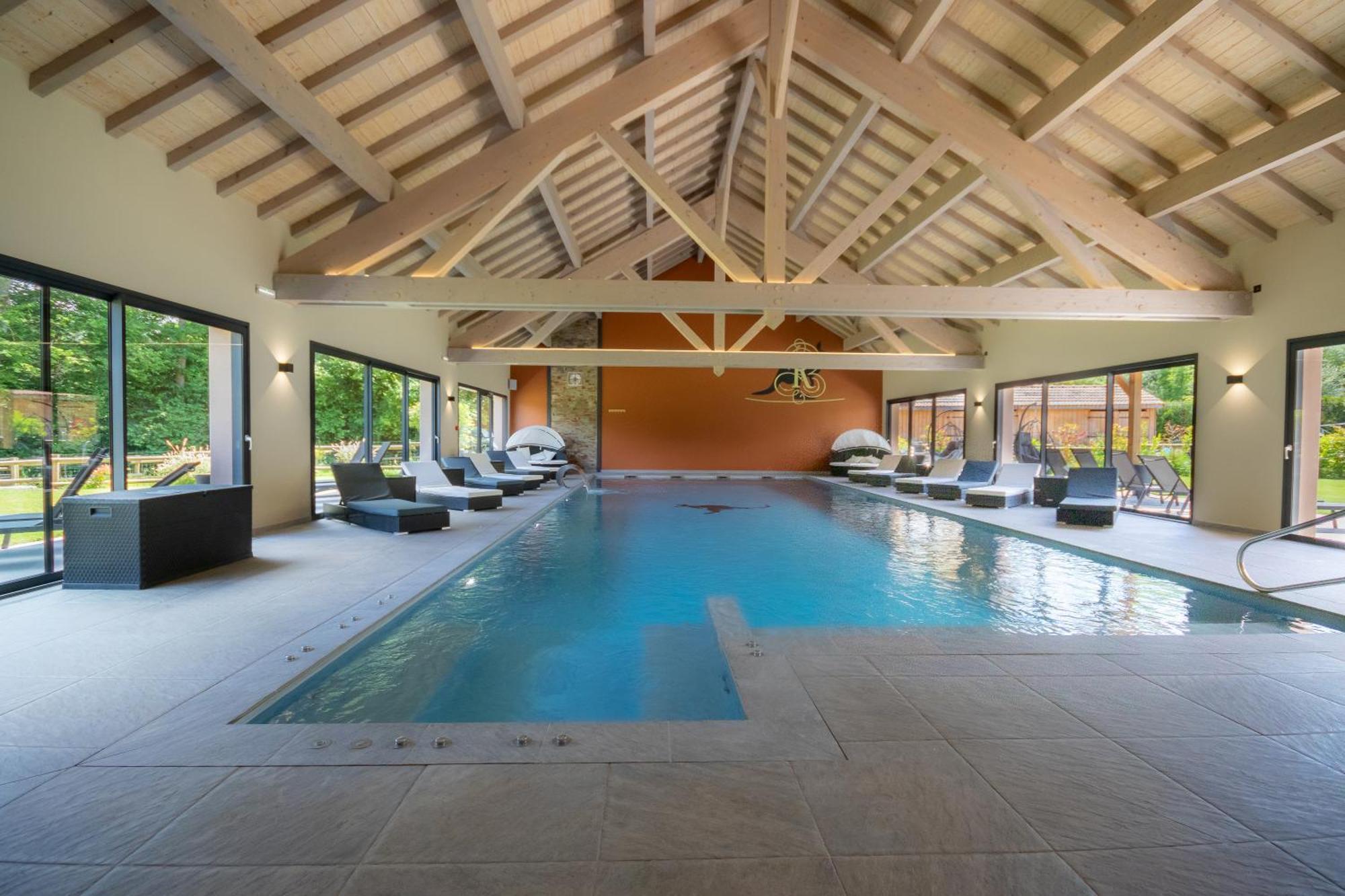Logis Hotel Le Regal & Spa 생디에데보주 외부 사진