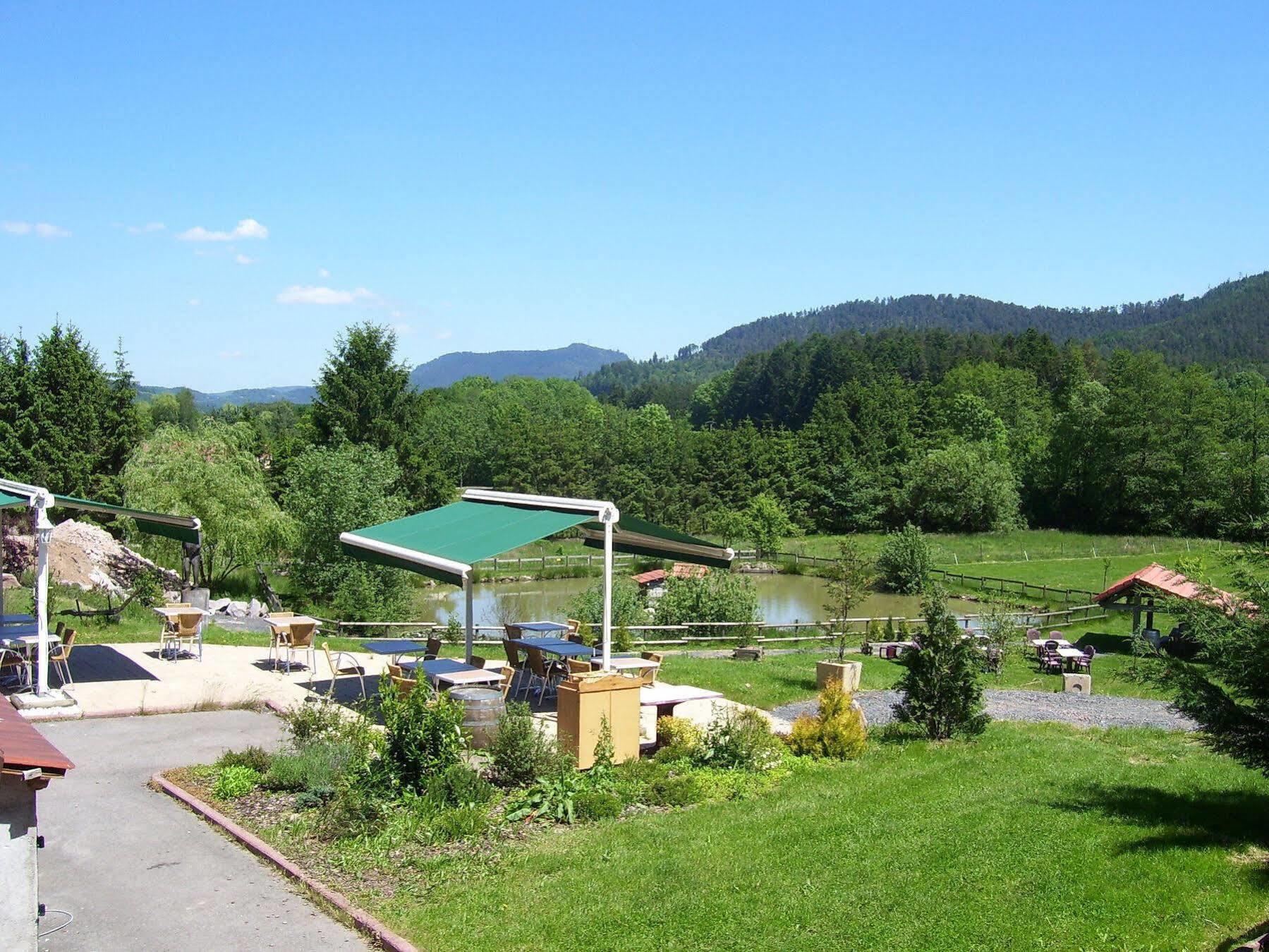 Logis Hotel Le Regal & Spa 생디에데보주 외부 사진